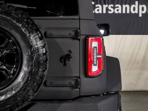 Used 2022 Ford Bronco Wildtrak image 40