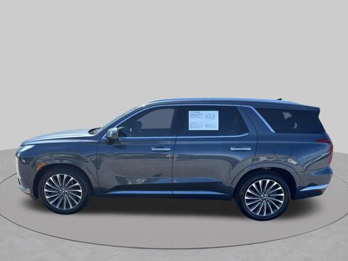 Used 2024 Hyundai Palisade Calligraphy FWD image 4