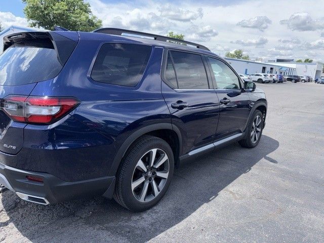 Used 2024 Honda Pilot Elite image 5