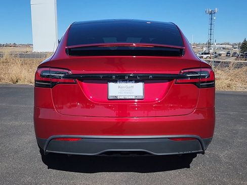 Used 2025 Tesla Model X image 21