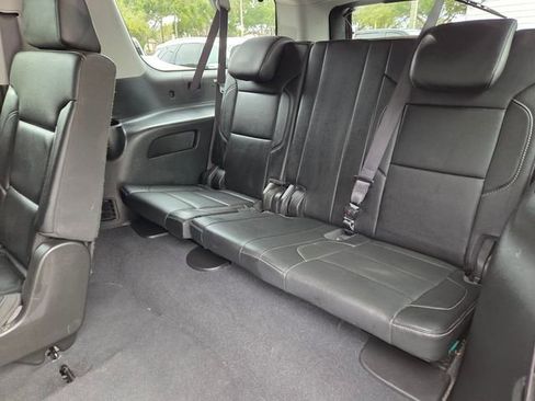 Used 2020 GMC Yukon XL SLT image 13