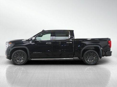 Used 2022 GMC Sierra 1500 Denali Ultimate image 2