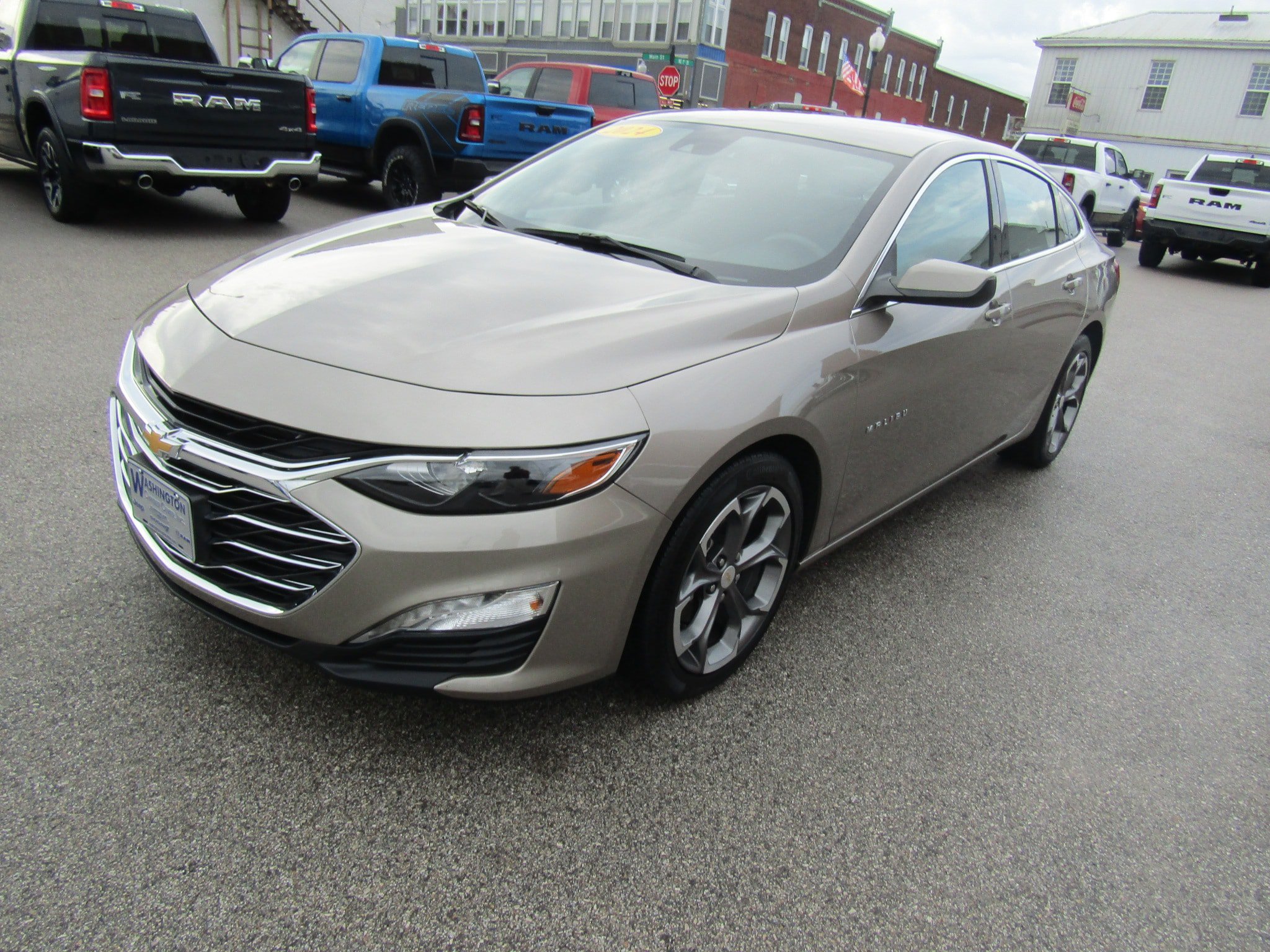 Used 2024 Chevrolet Malibu LT FWD image 7