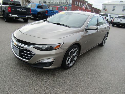 Used 2024 Chevrolet Malibu LT FWD image 7