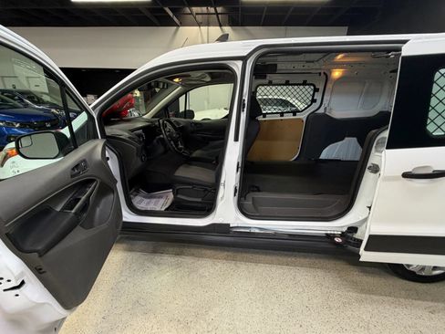 Used 2022 Ford Transit Connect XL FWD image 21