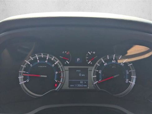 Used 2016 Toyota 4Runner SR5 AWD/4WD image 9