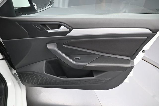 Certified 2026 Volkswagen Jetta Sport FWD image 31