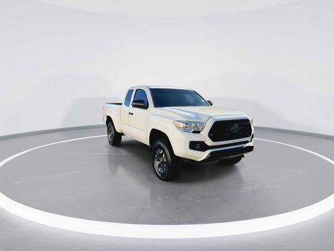 Certified 2022 Toyota Tacoma SR RWD image 2