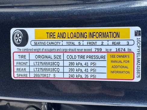 Used 2021 Chevrolet Silverado 1500 LT Trail Boss w/ Bed Protection Package AWD/4WD image 43