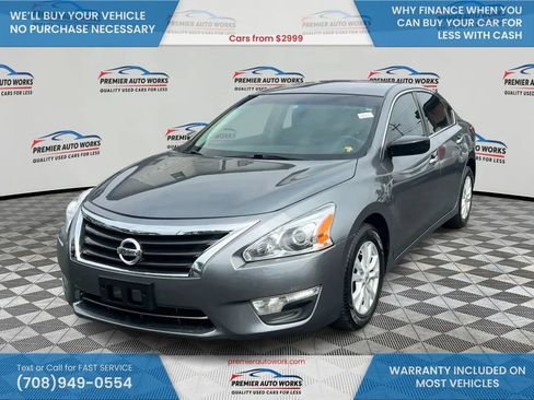 Used 2014 Nissan Altima 2.5 S w/ Sport Value Package FWD image 1