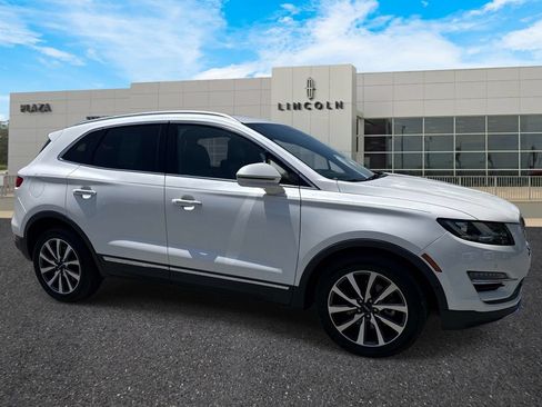 Certified 2019 Lincoln MKC Reserve w/ MKC Technology Package FWD image 4