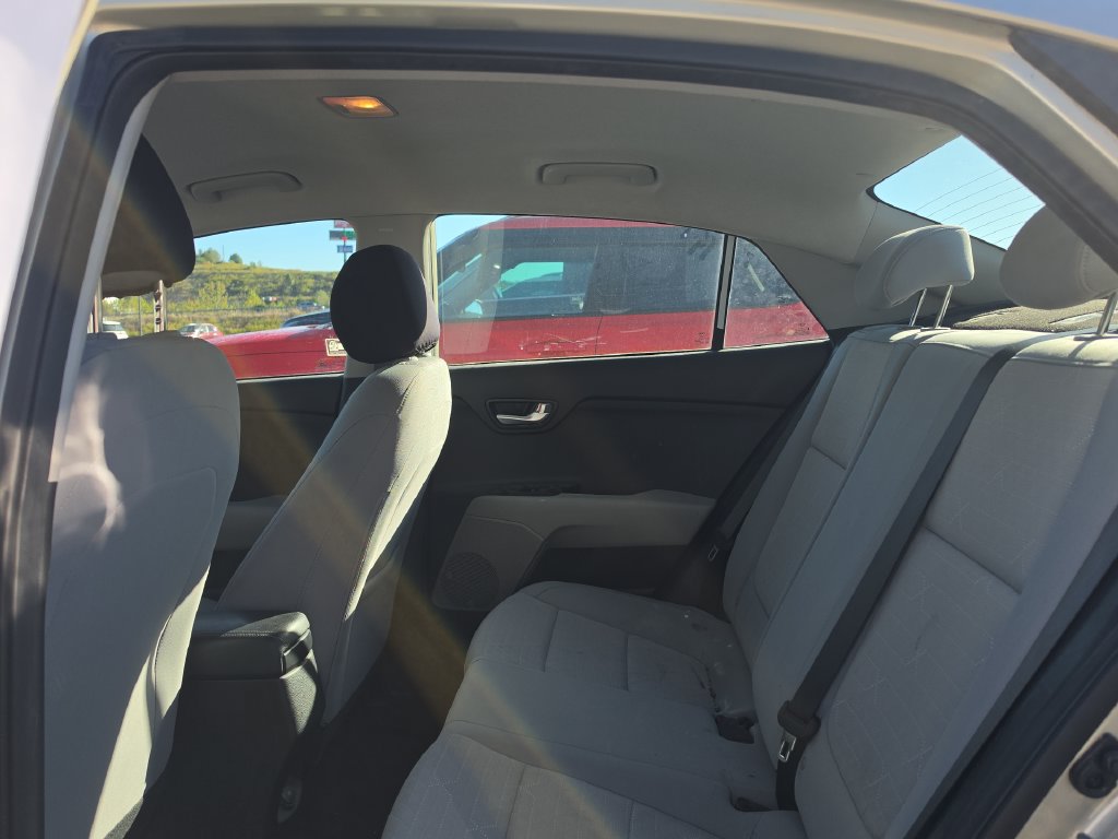 Used 2018 Kia Rio S FWD image 17