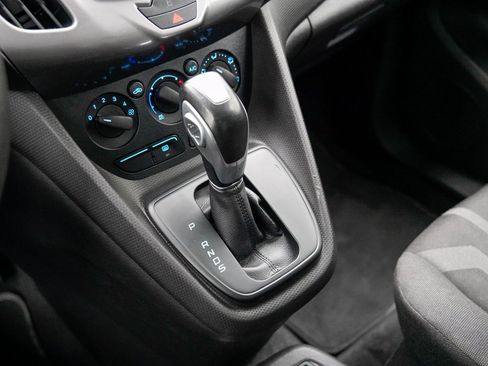 Used 2018 Ford Transit Connect XLT image 30