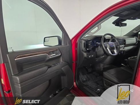 Used 2024 GMC Sierra 1500 Elevation image 10