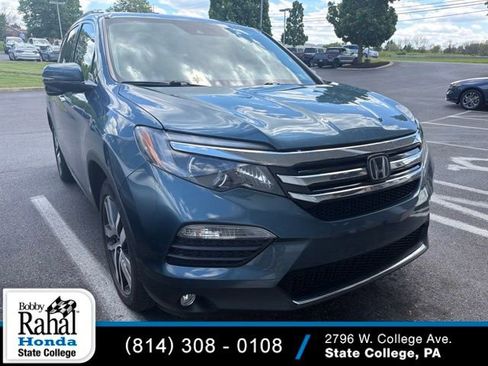 Used 2016 Honda Pilot Touring image 1
