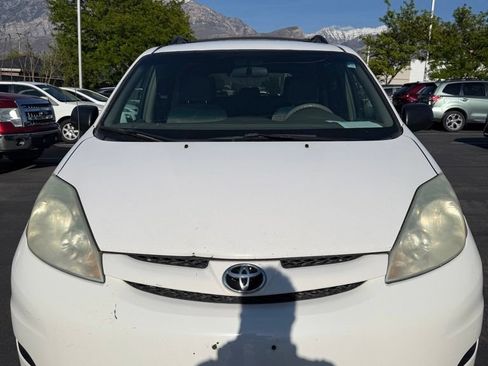 Used 2006 Toyota Sienna LE FWD image 1