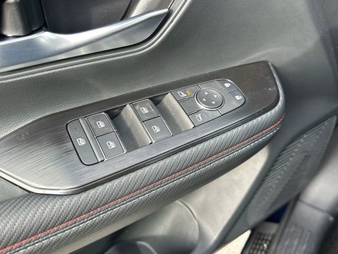 New 2026 Nissan Kicks SR w/ Illumination Package image 11