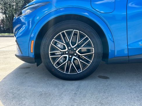 Used 2025 Ford Mustang Mach-E Premium image 14