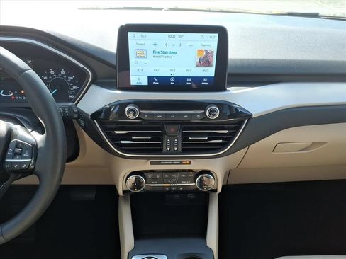 Used 2022 Ford Escape SEL FWD image 28