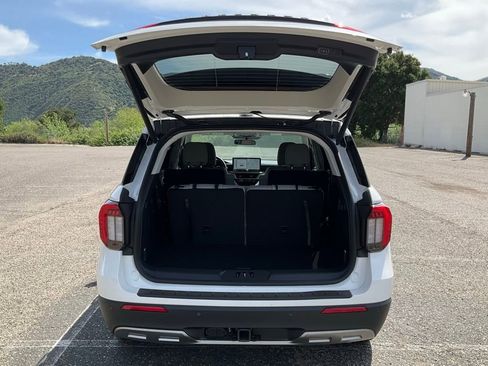 New 2026 Ford Explorer Active w/ Active Comfort Package image 15