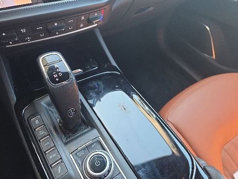 Certified 2023 Maserati Levante GT AWD/4WD image 14