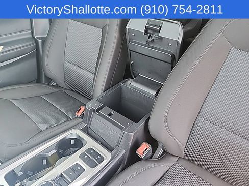 Used 2023 Ford Explorer XLT RWD image 22