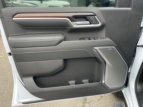 New 2026 GMC Sierra 3500 Denali w/ Denali Reserve Package image 58