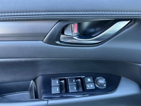 Used 2019 MAZDA CX-5 Touring image 14