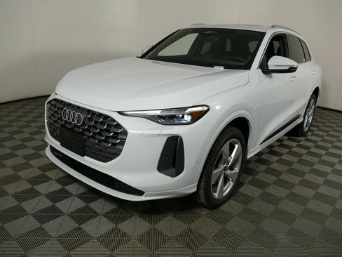 Used 2025 Audi Q5 Premium Plus image 7