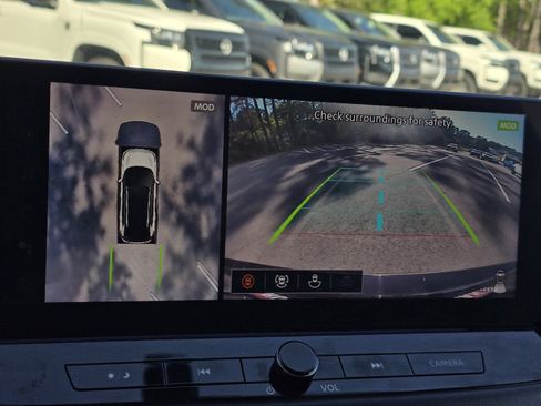 Certified 2026 Nissan Rogue SL AWD/4WD image 19
