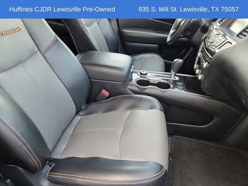 Used 2019 Nissan Pathfinder SL image 15