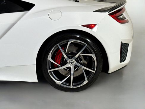 Used 2020 Acura NSX AWD/4WD image 36