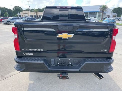 Used 2024 Chevrolet Silverado 2500 LTZ w/ LTZ Plus Package AWD/4WD image 6