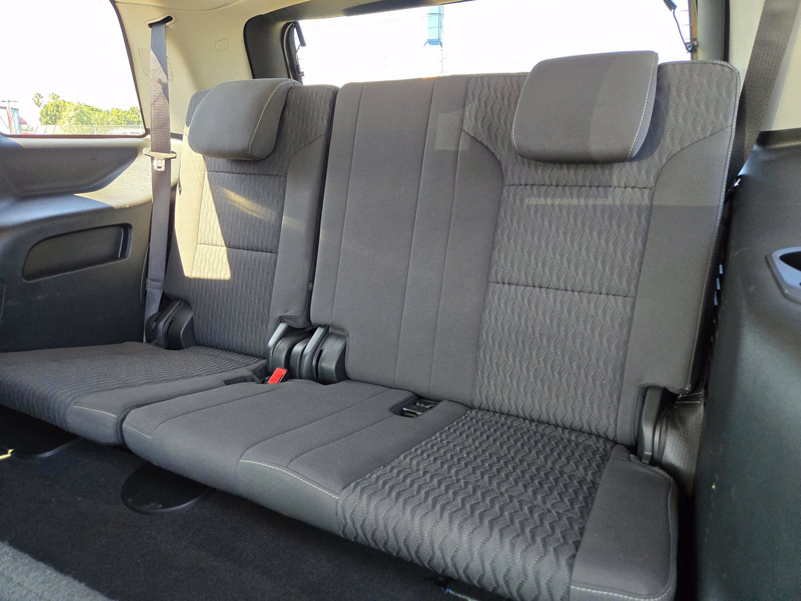 Used 2020 Chevrolet Tahoe LS RWD image 17