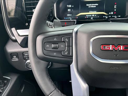 Used 2026 GMC Sierra 1500 SLT AWD/4WD image 24
