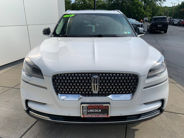 Certified 2024 Lincoln Aviator AWD w/ Premium Package image 10