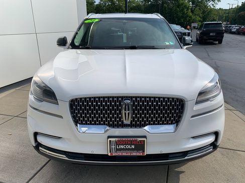 Certified 2024 Lincoln Aviator AWD w/ Premium Package image 10