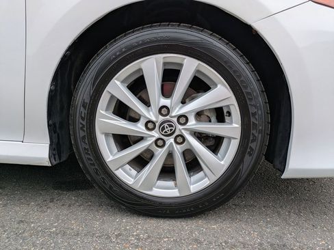 Used 2023 Toyota Camry LE image 12