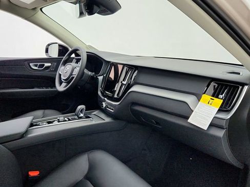 New 2025 Volvo XC60 B5 Core w/ Protection Package Premier image 17