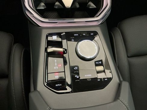 Certified 2025 BMW X3 xDrive30i w/ M Sport Package image 13