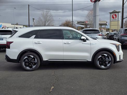 New 2026 Kia Sorento EX w/ EX Premium Package image 6