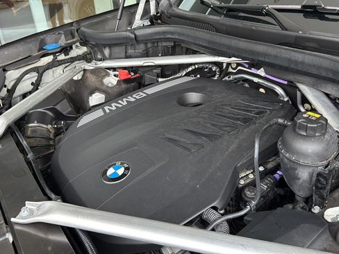 Used 2023 BMW X7 xDrive40i w/ Executive Package image 35