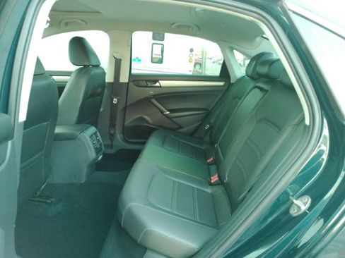 Used 2022 Volkswagen Passat 2.0T SE image 20