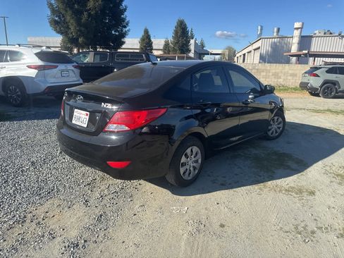 Used 2017 Hyundai Accent SE image 5