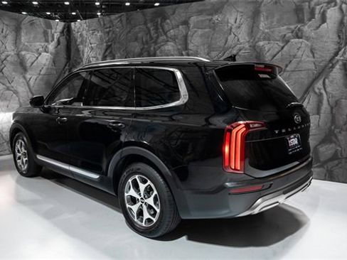 Used 2021 Kia Telluride EX image 19