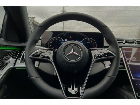 Used 2024 Mercedes-Benz S 580 4MATIC Sedan image 18