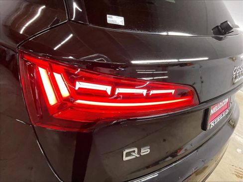 Certified 2023 Audi Q5 e Prestige w/ Prestige Package image 30