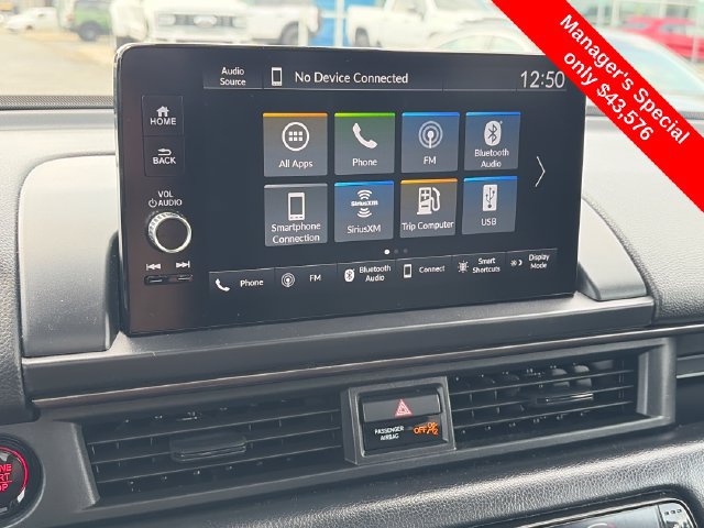 Used 2025 Honda Pilot TrailSport image 23