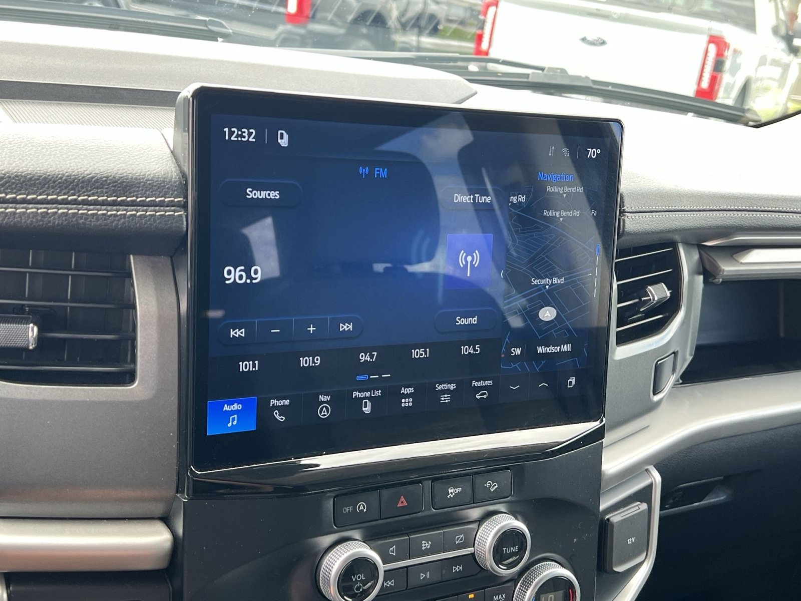 Used 2024 Ford Expedition Max XLT AWD/4WD image 18