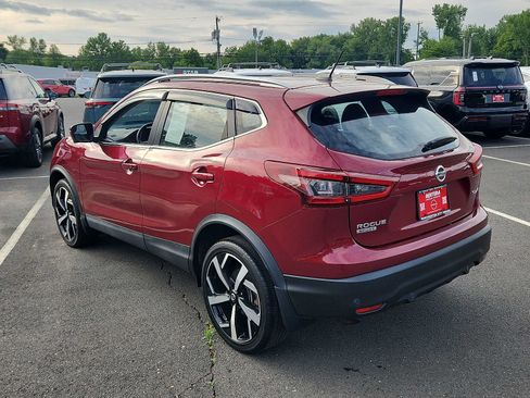 Used 2020 Nissan Rogue Sport SL w/ Premium Package AWD/4WD image 6